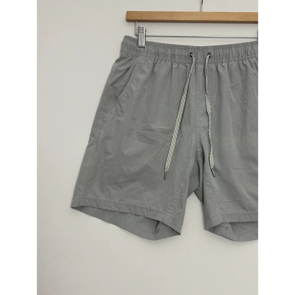 Vuori Kore Lined Shorts Mens Small Gray Athletic Running Training Gym Lounge
